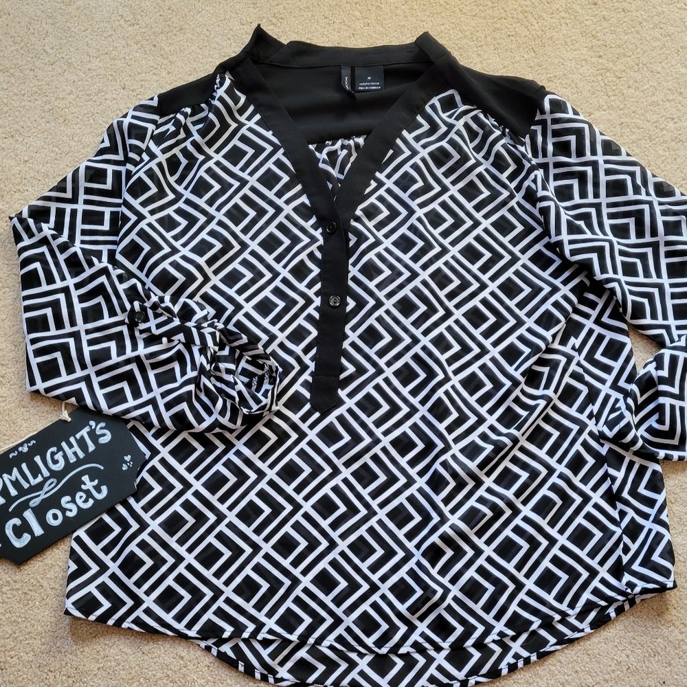 New Directions Medium Top Black/White Sheer